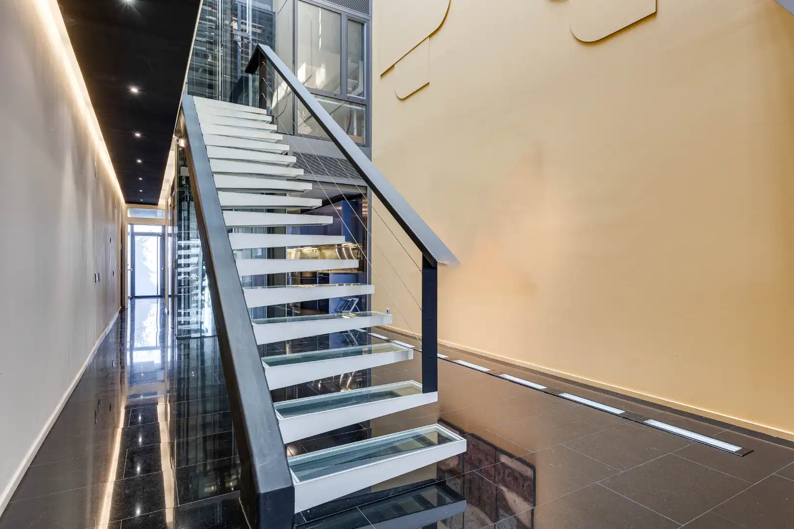 Casa adosada en venta en Barcelona con Aire acondicionado, Calefacción y Jardín privado
