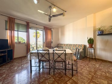 Villa con balcone in vendita a Calle Barranco Grande 17