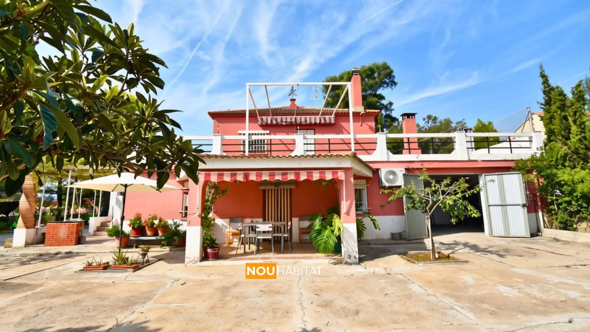 Villa con giardino in vendita a Montserrat
