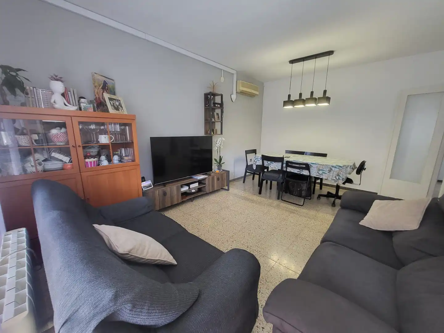 Sala d'estar de Pis en venda en Pineda de Mar amb Forn i Balcó