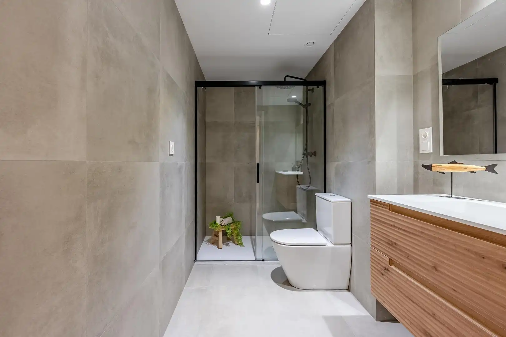 Baño de Piso de alquiler en Barcelona con Aire acondicionado, Calefacción y Parquet