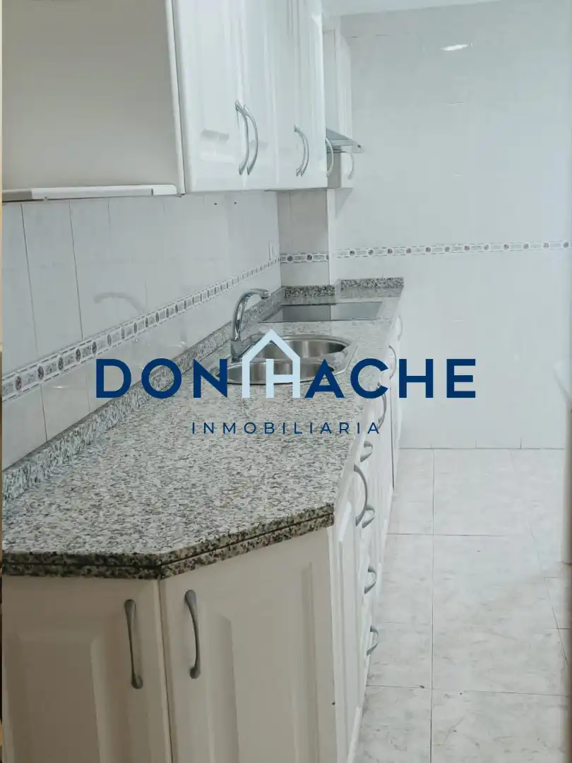 Küche von Wohnung zum Verkauf in Mérida mit Terrasse und Balkon