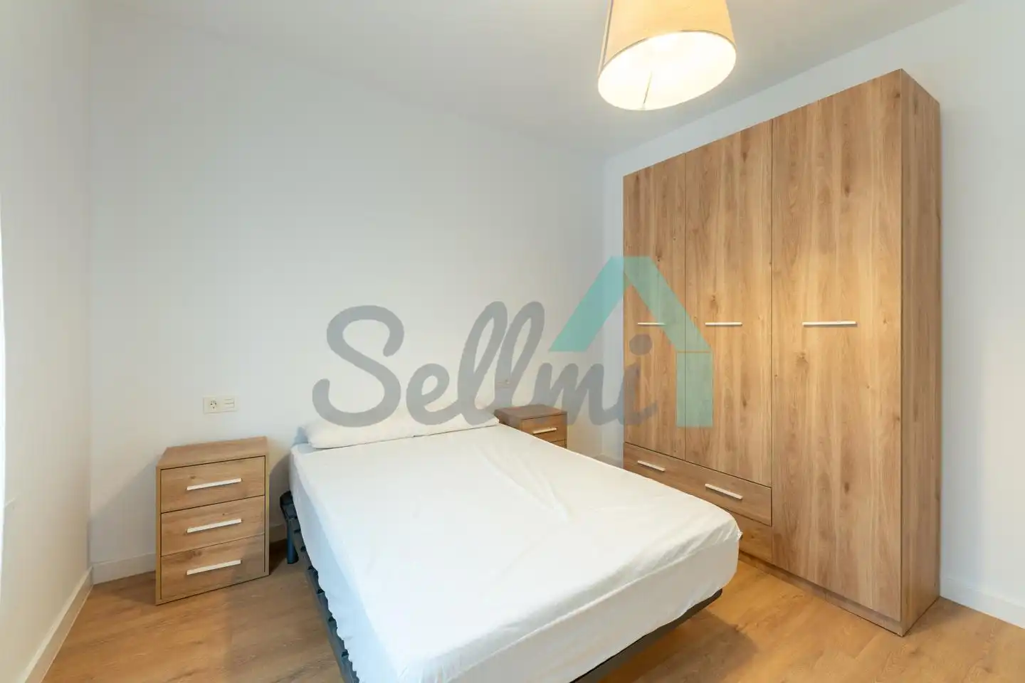 Flat for rent in De Gloria Fuertes, Masip