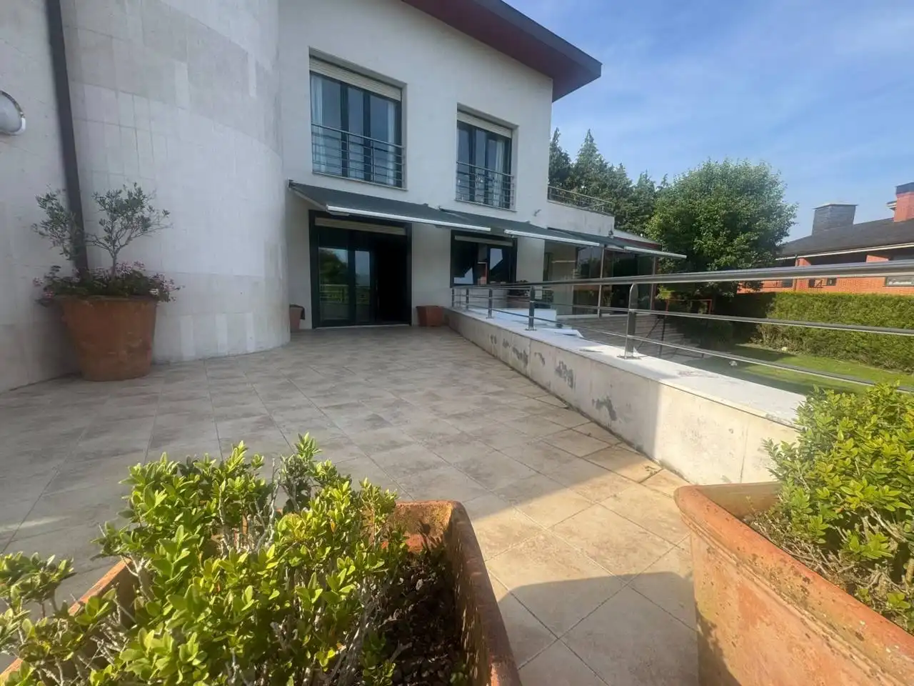 Terrassa de Casa o xalet en venda en Donostia - San Sebastián  amb Aire condicionat, Calefacció i Jardí privat