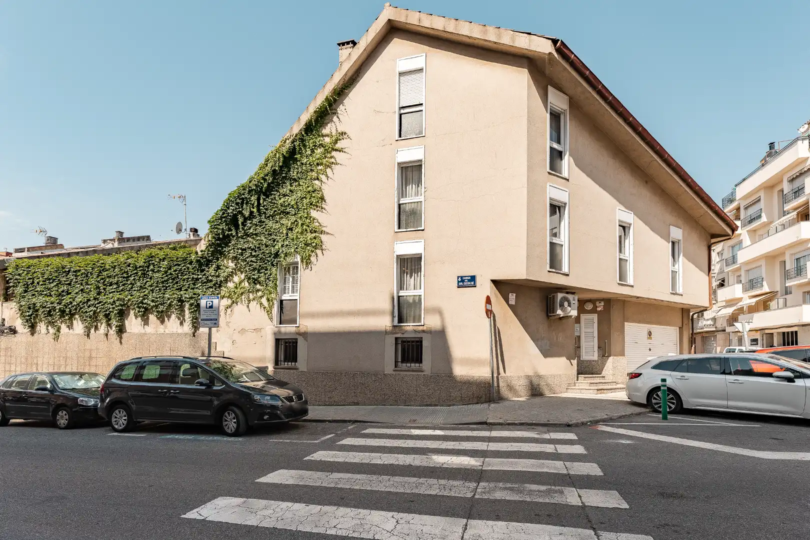 Einfamilien-Reihenhaus zum Verkauf in Carrer del Maestrat, Zona Esportiva