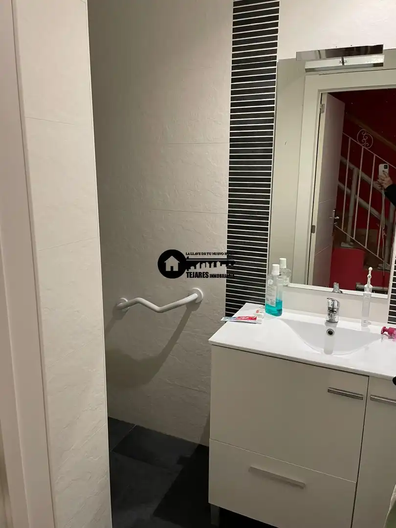 Baño de Casa adosada en venta en Albacete con Aire acondicionado, Calefacción y Jardín privado