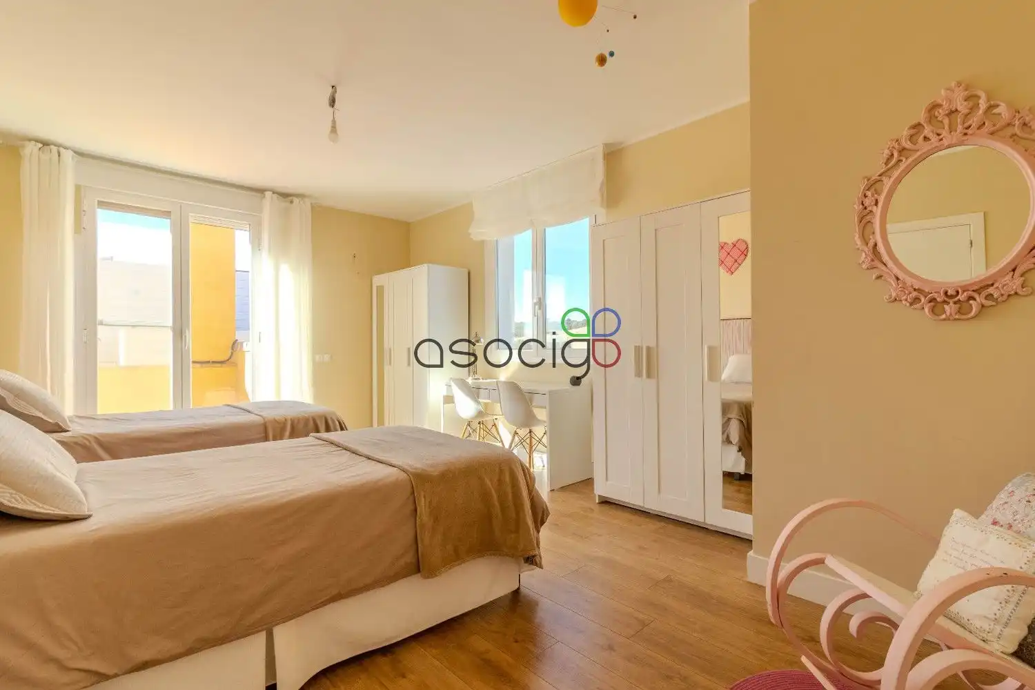 Bedroom of Houses for sale in Cabanillas del Campo  with Air Conditioner, Heating and Storage room