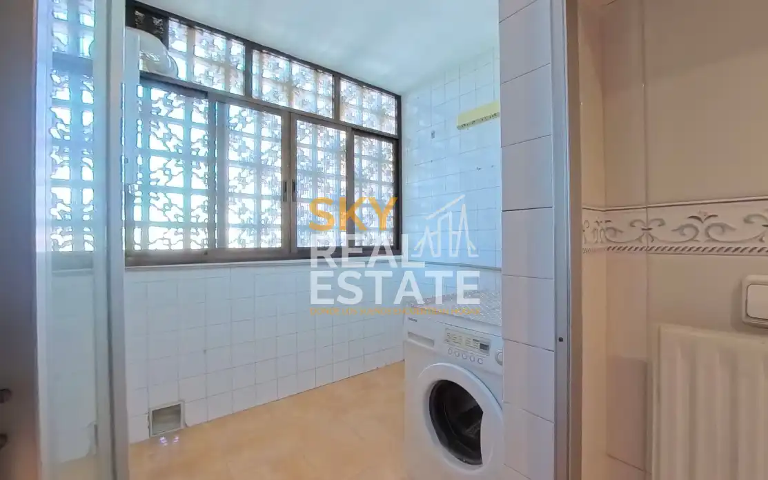 Flat for sale in Fuenlabrada  with Air Conditioner, Furnished and Balcony