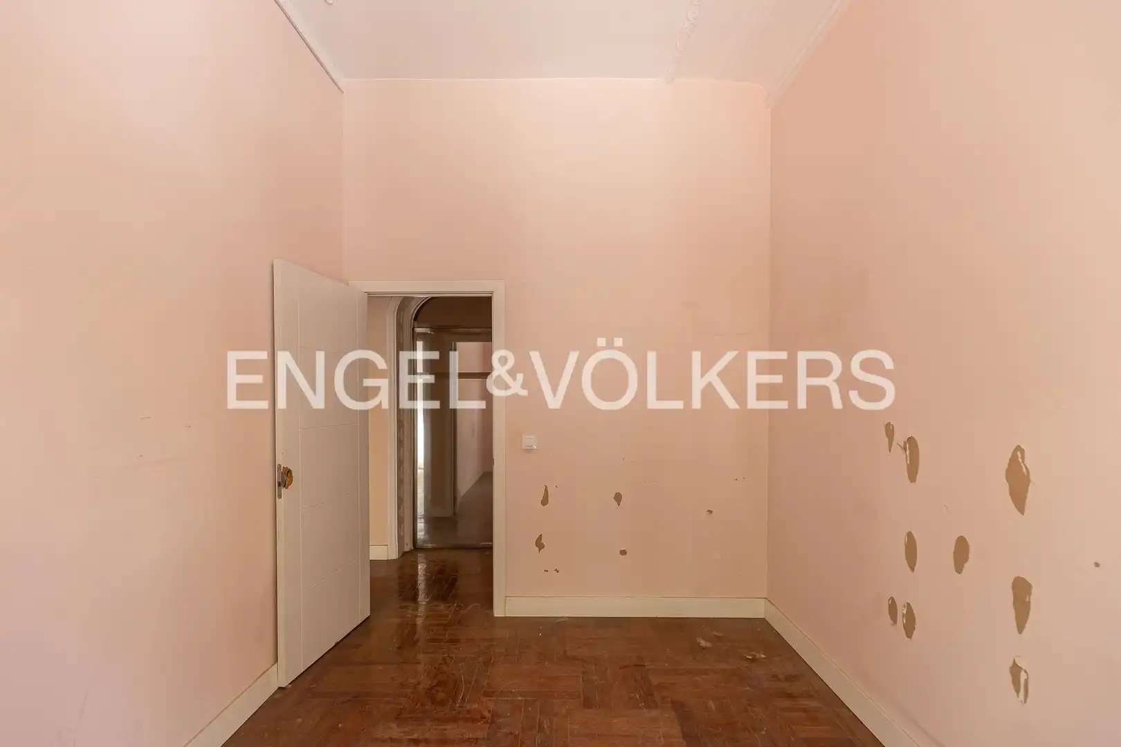 Flat for sale in Madrid  with Heating