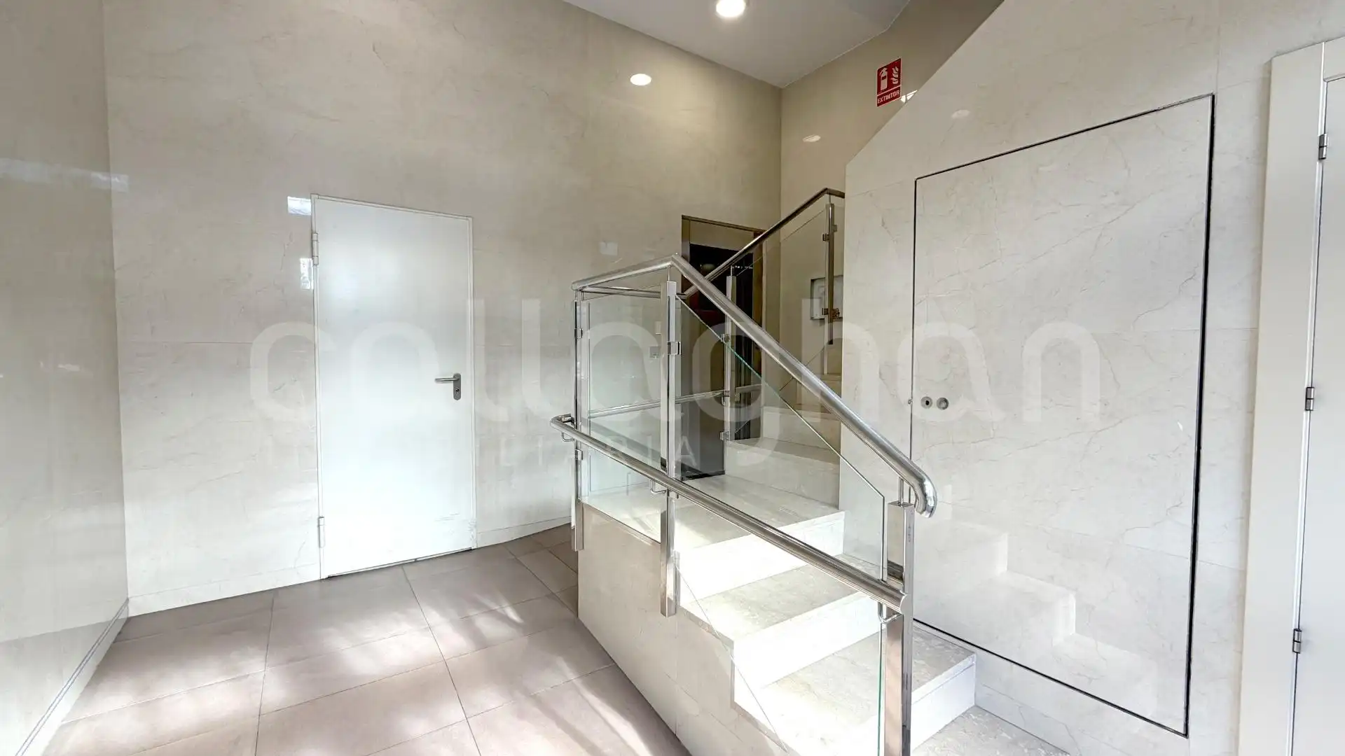Flat for sale in Valencia  with Balcony