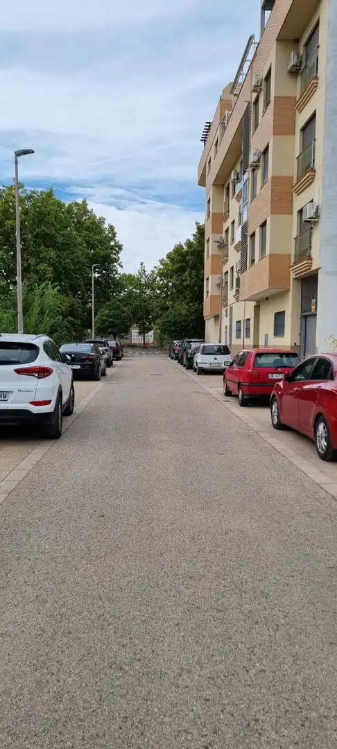 Aparcament de Garatge de lloguer en Almansa