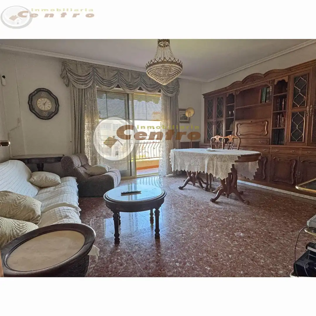 Wohnzimmer von Wohnung zur Miete in Albacete mit Heizung, Parkett und Terrasse