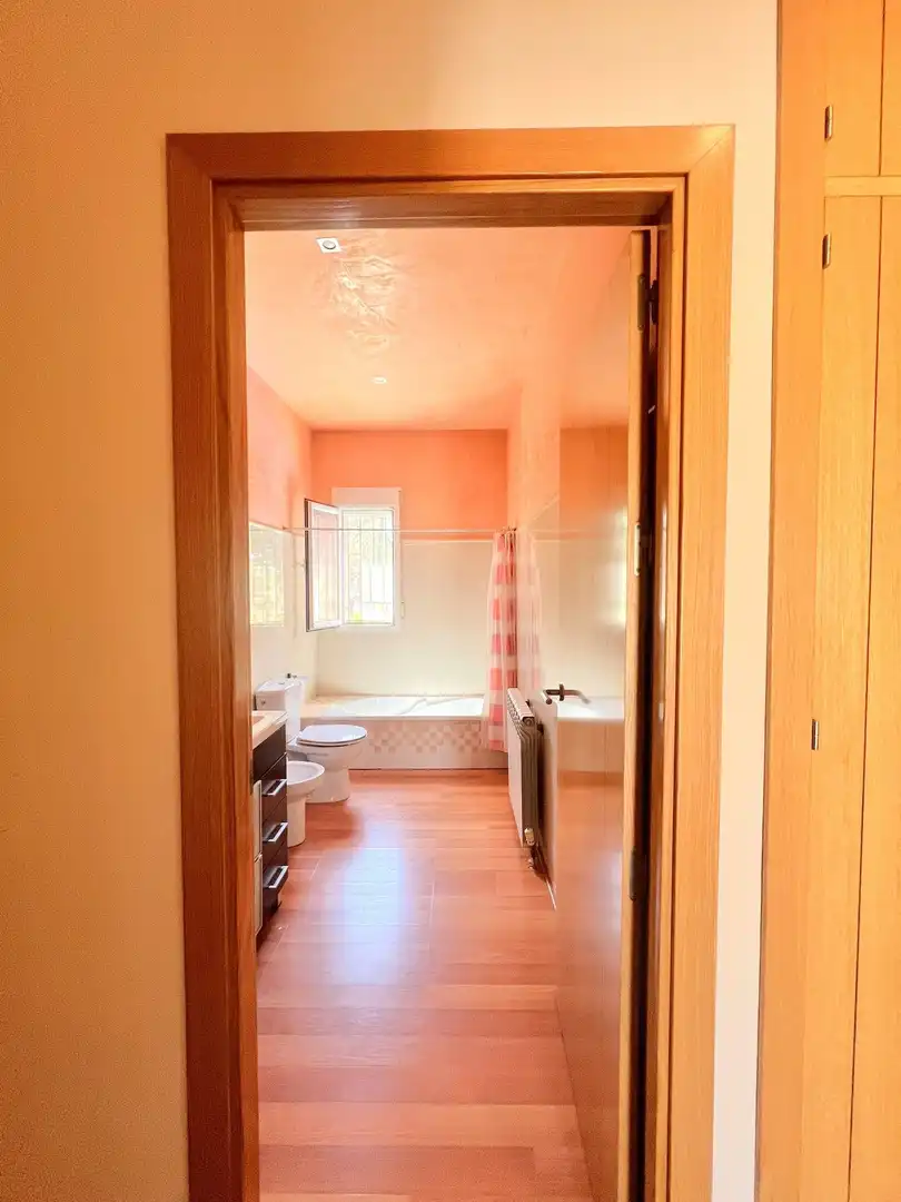 Bathroom of Houses for sale in Isla Cristina  with Air Conditioner, Heating and Terrace