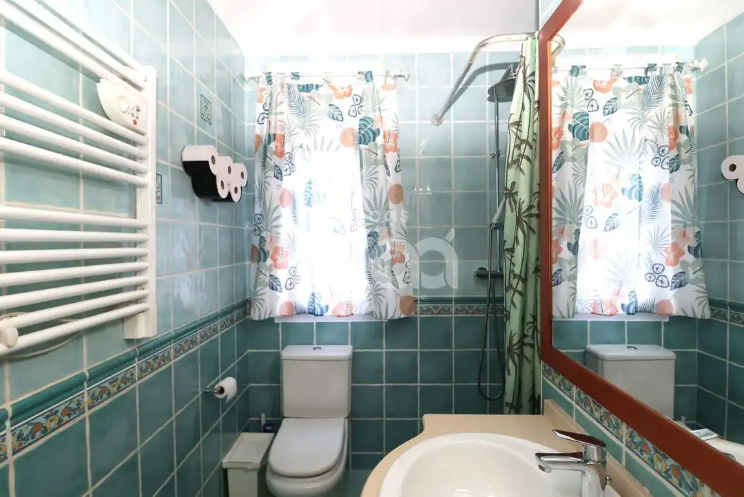 Bathroom of Flat for sale in Santurtzi   with Heating and Parquet flooring