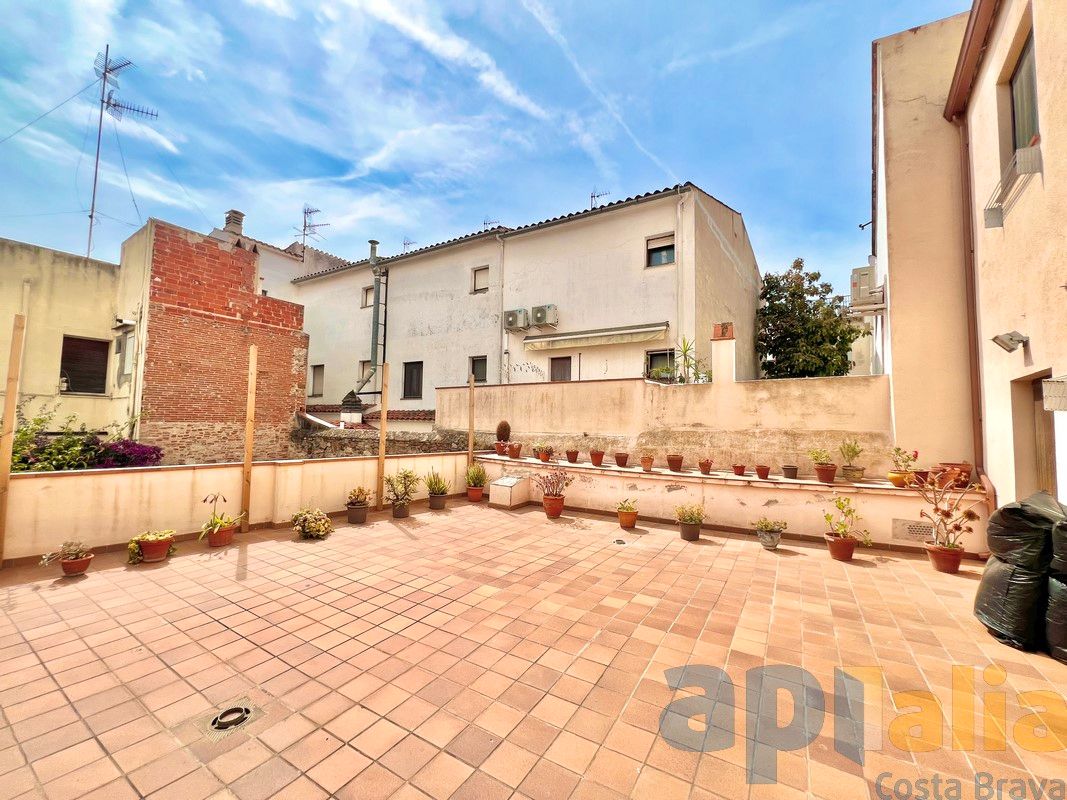 Garden of Single-family semi-detached for sale in Palamós  with Air Conditioner, Heating and Terrace