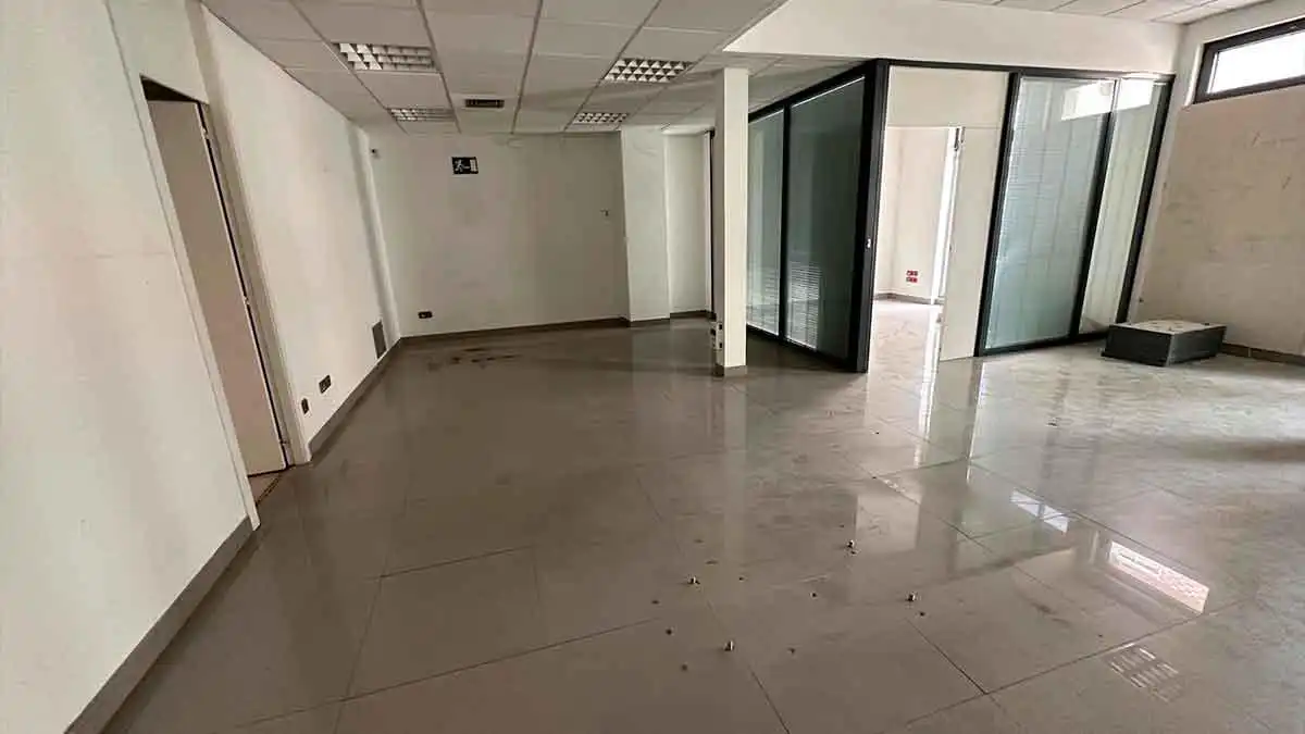 Local en venta en Cistierna