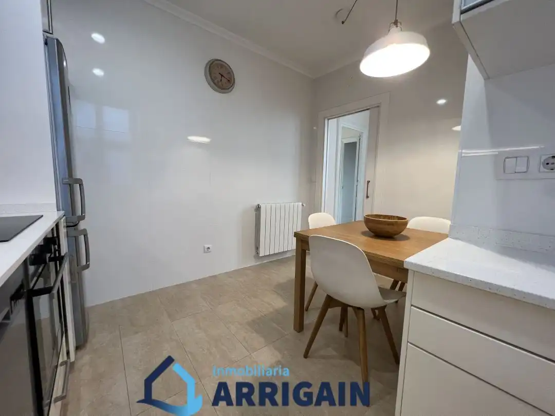 Wohnung zur Miete in Duque de Mandas, Egia
