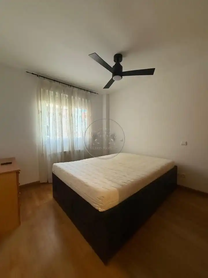 Habitación de Apartamento en venta en Madrid con Calefacción y Amueblado