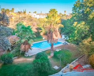 Piscina de Casa o xalet en venda en  Córdoba Capital amb Aire condicionat, Calefacció i Jardí privat