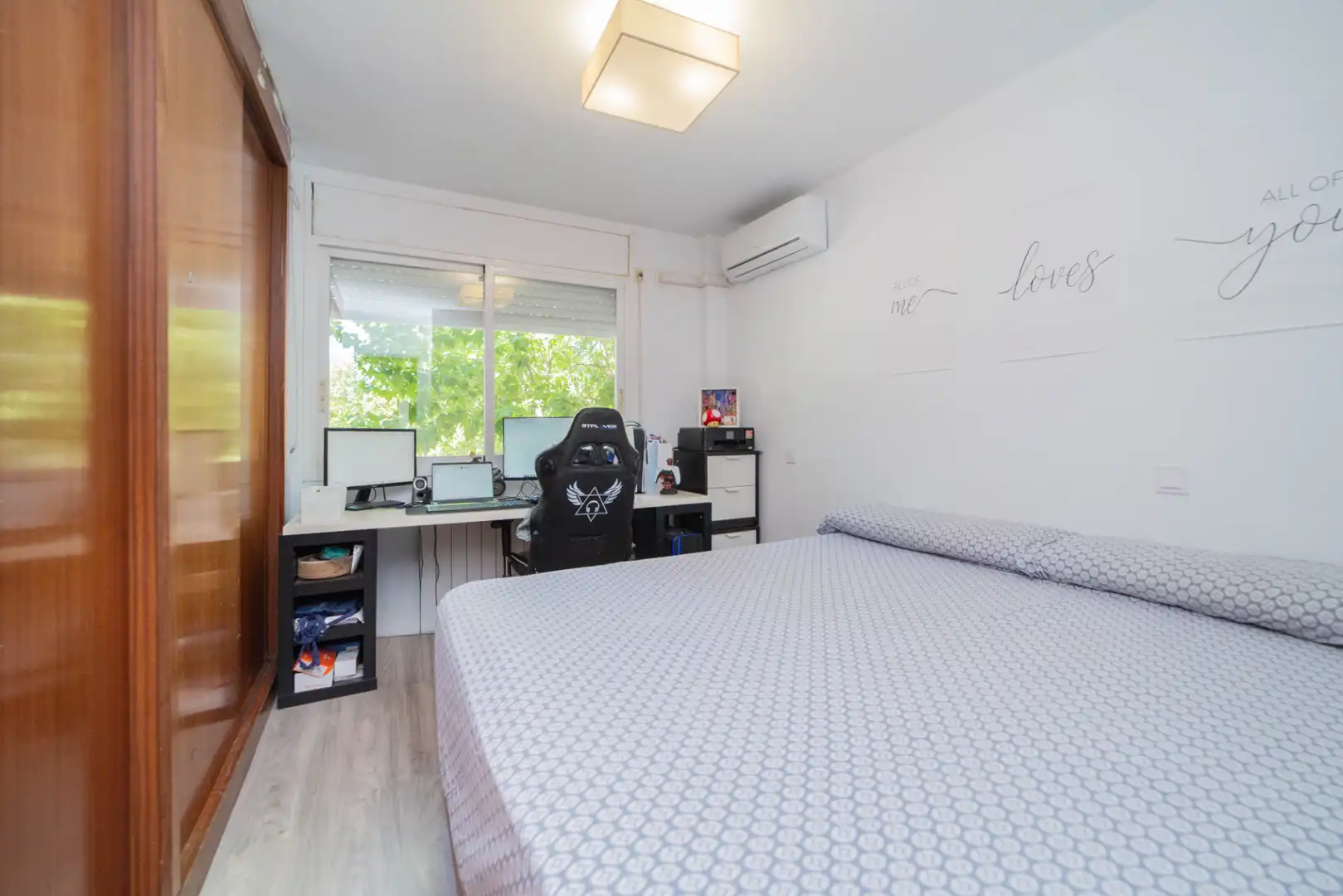 Bedroom of Flat for sale in Villanueva de la Cañada  with Air Conditioner, Heating and Storage room