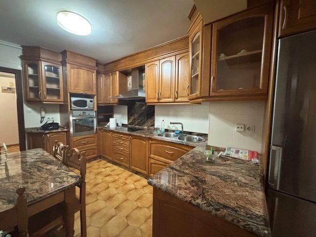 Kitchen of Flat to rent in Ferrol  with Heating, Parquet flooring and Terrace