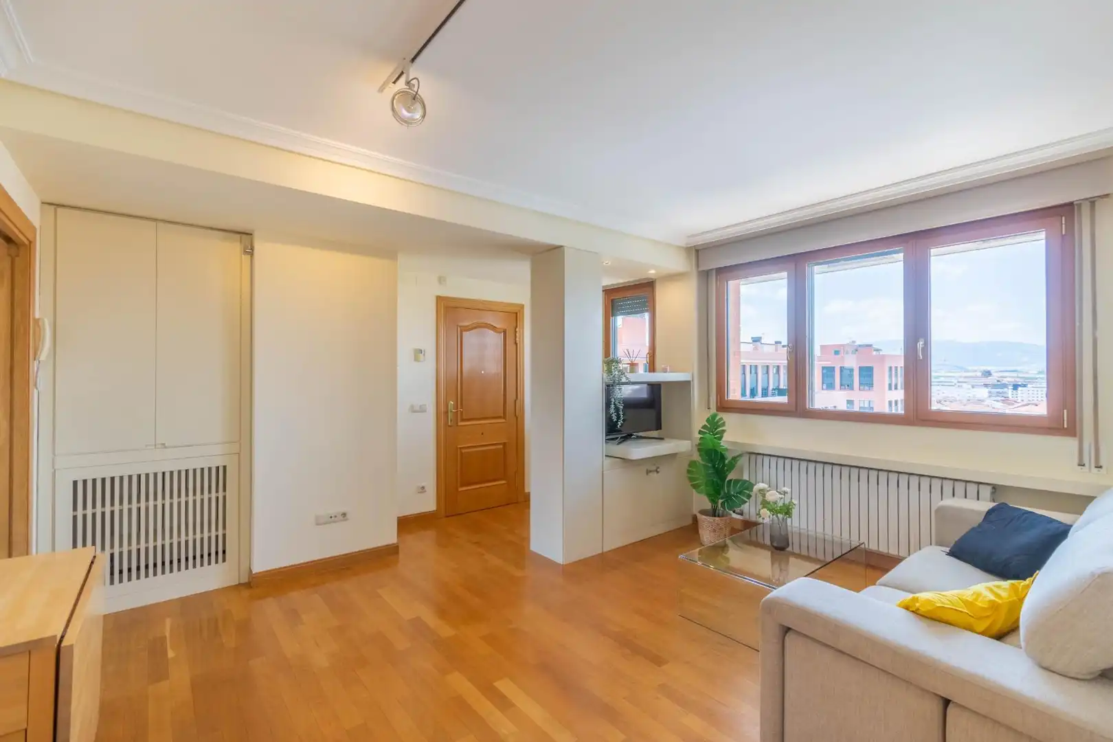 Living room of Attic for sale in  Pamplona / Iruña  with Heating, Terrace and Storage room