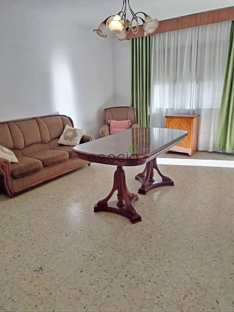 Comedor de Piso en venta en Yunquera de Henares con Calefacción y Terraza