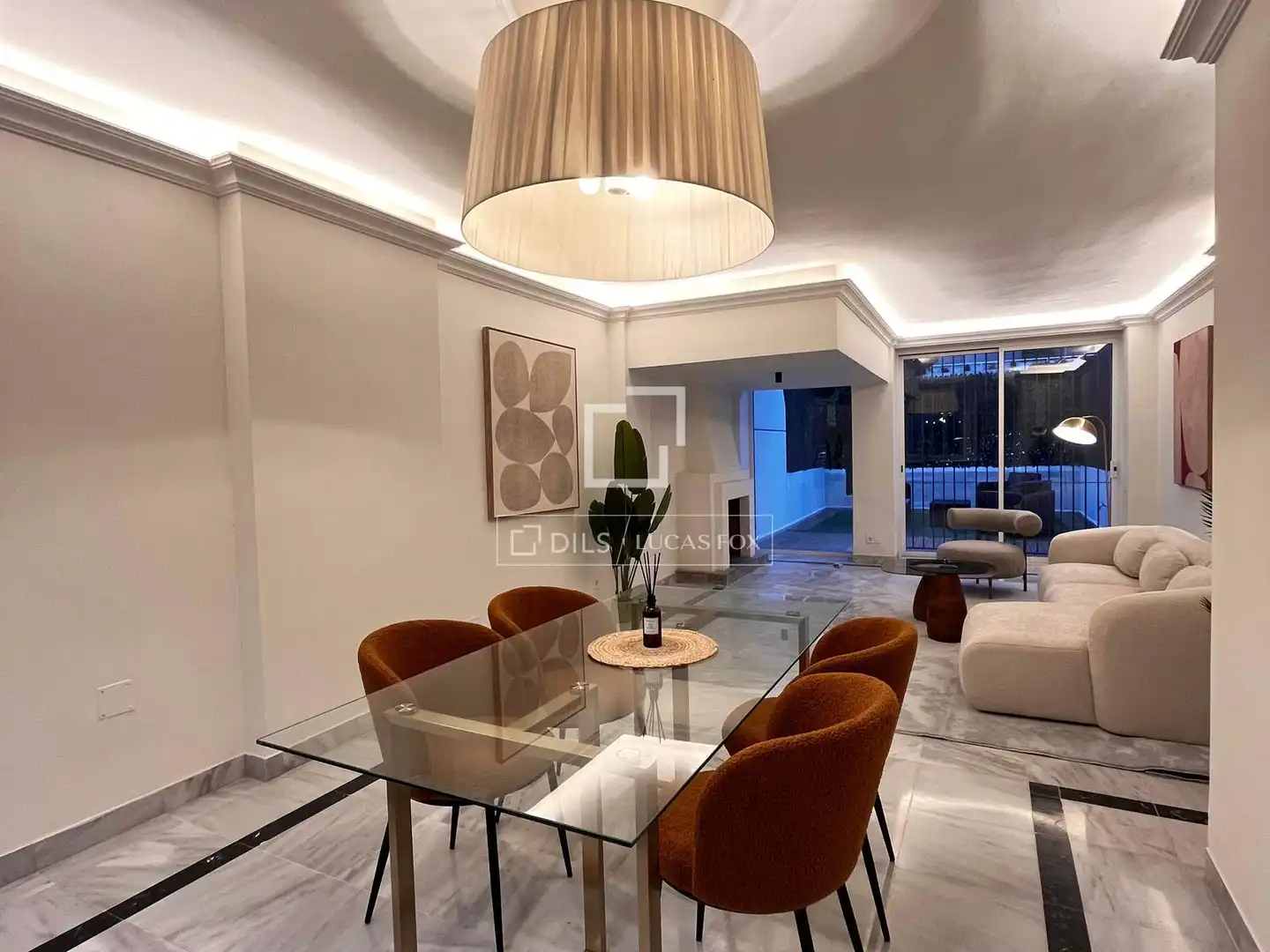 Dining room of Flat for sale in Marbella  with Air Conditioner, Private garden and Storage room