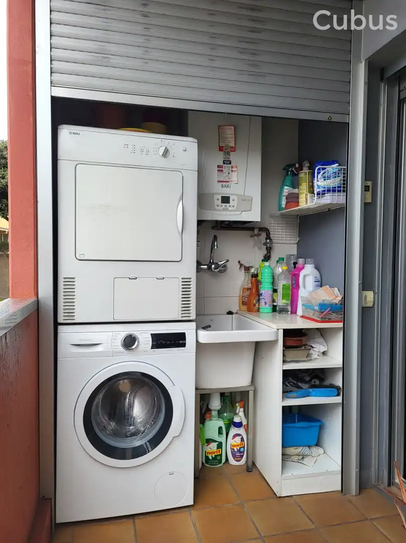 Kitchen of Flat for sale in Olot  with Air Conditioner, Heating and Balcony