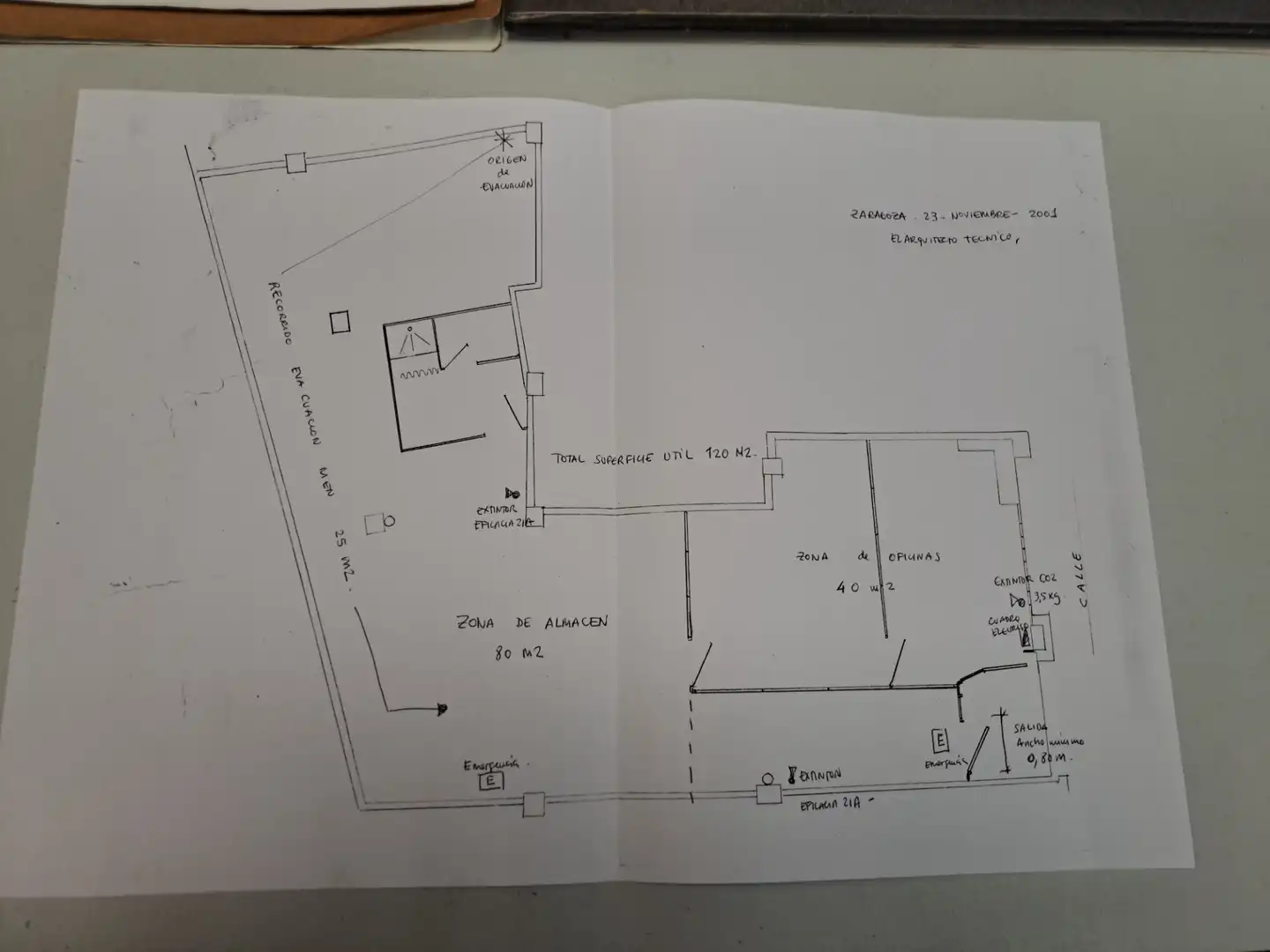 Commercial properties for sale in Zaragoza  with Air Conditioner, Heating and Furnished
