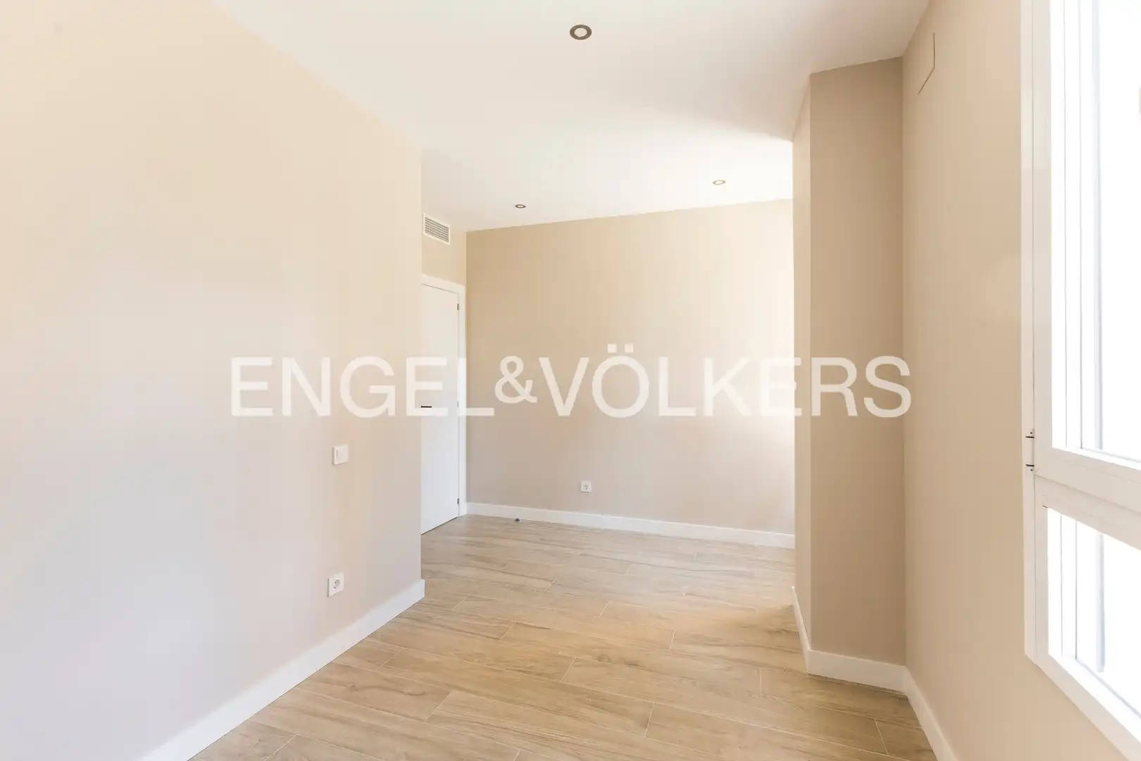 Habitación de Planta baja de alquiler en Madrid con Aire acondicionado y Calefacción