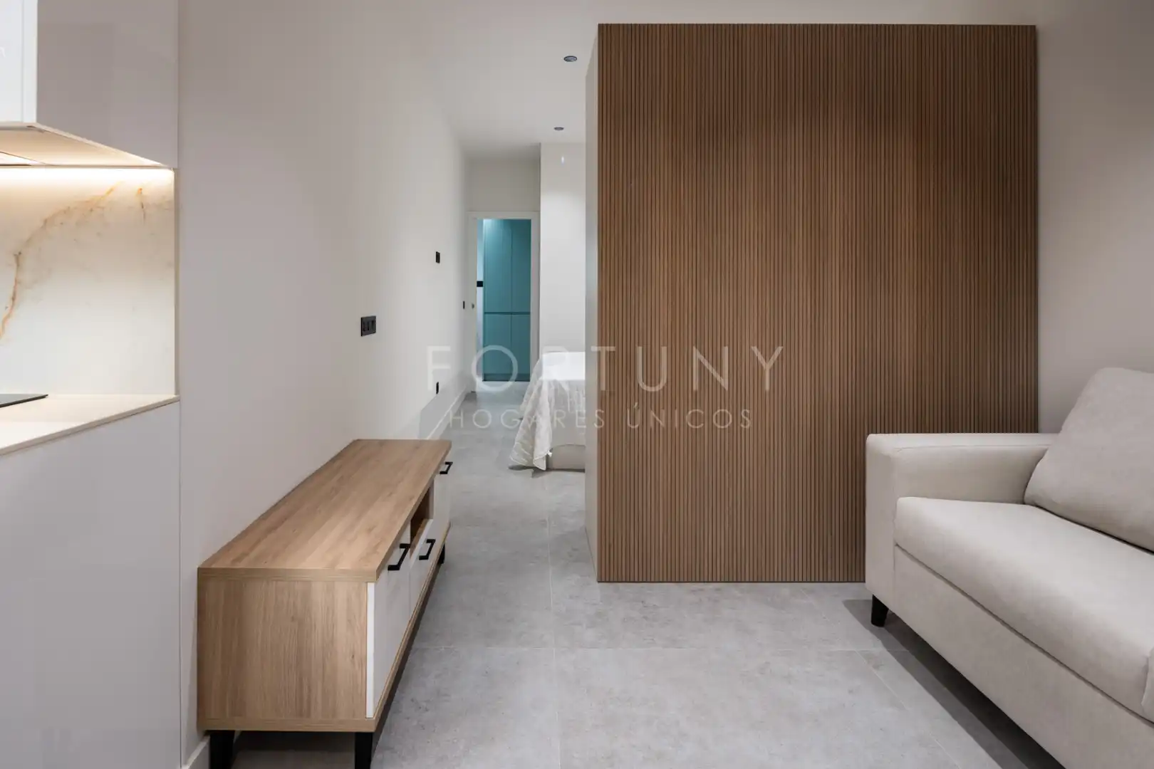 Habitación de Estudio en venta en Málaga con Aire acondicionado y Amueblado