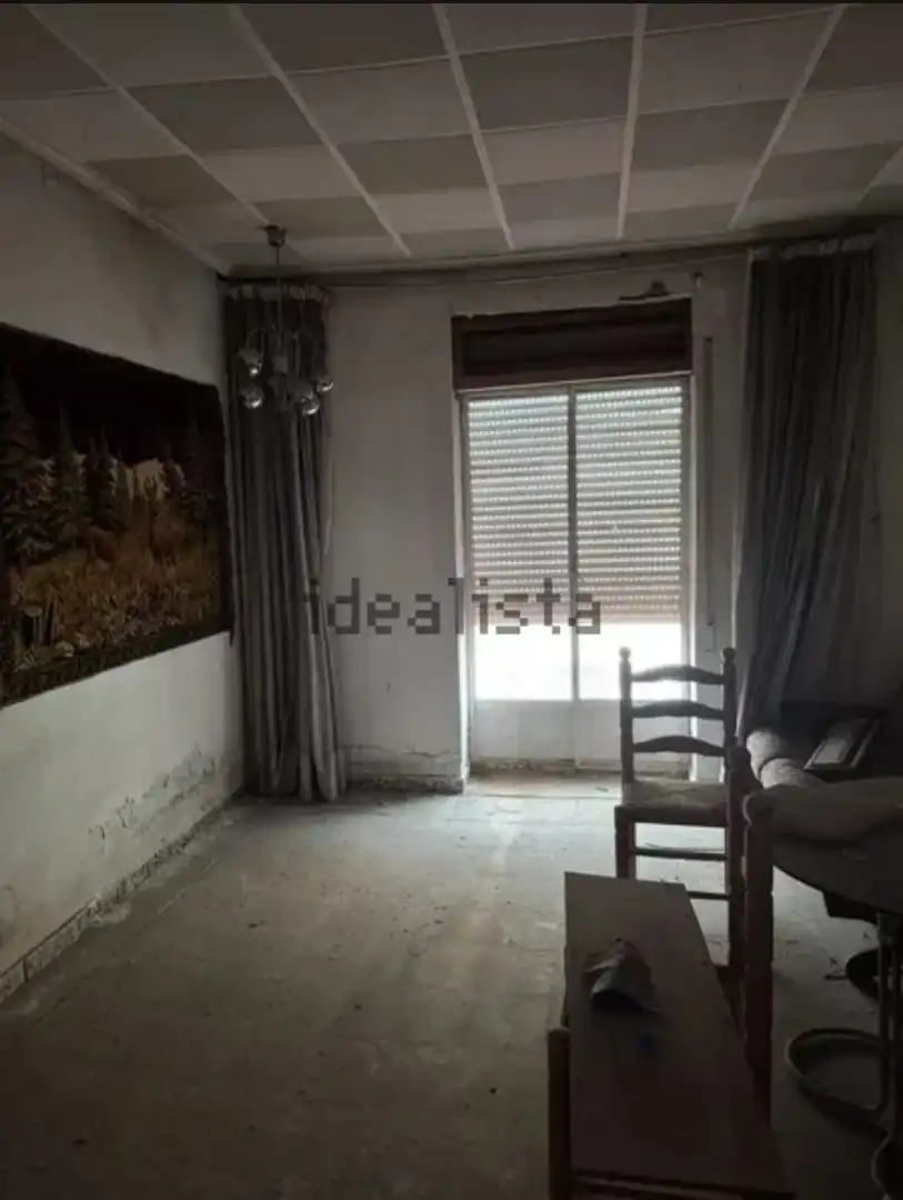 Dormitori de Casa adosada en venda en Burjassot