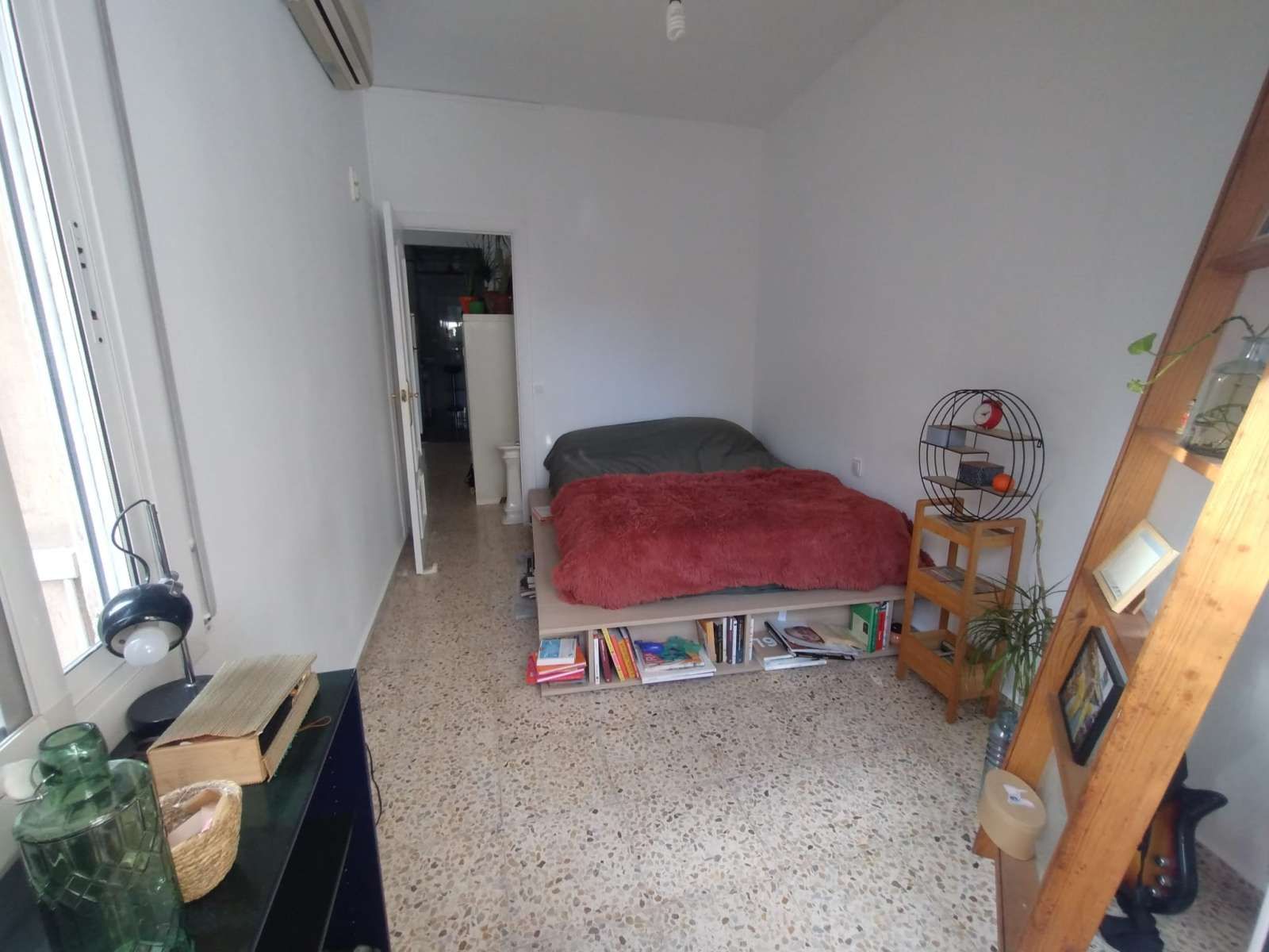 Bedroom of Flat to share in  Barcelona Capital  with Air Conditioner and Terrace