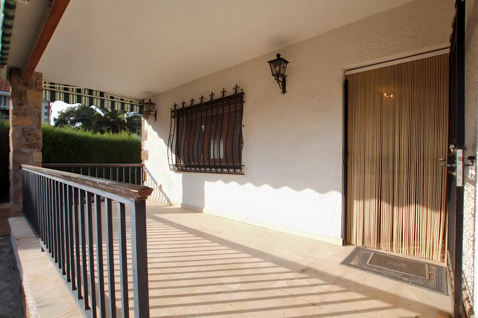 Terraza de Casa o chalet en venta en Colmenar del Arroyo con Calefacción, Jardín privado y Terraza