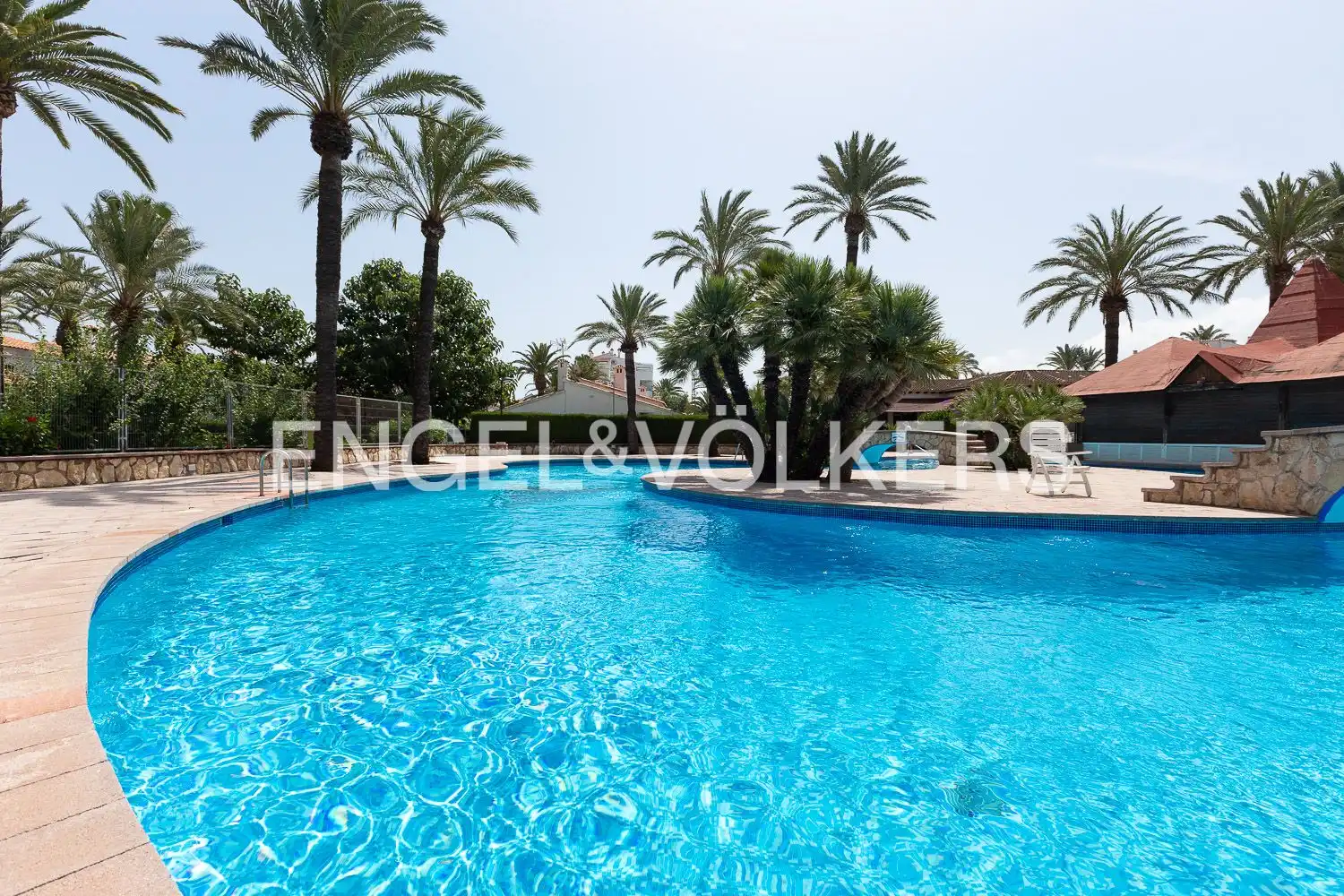 Piscina de Apartament de lloguer en Dénia amb Aire condicionat, Calefacció i Terrassa