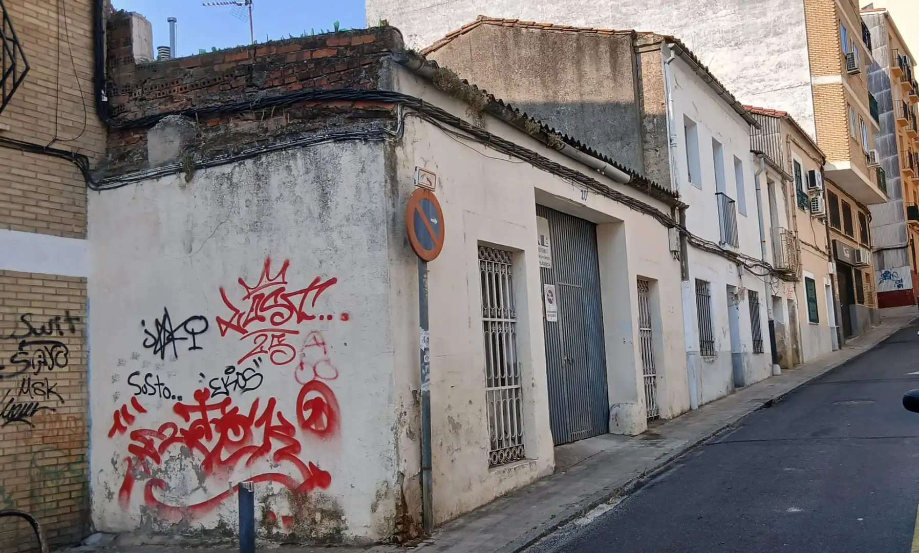 Vista exterior de Casa o xalet en venda en Plasencia