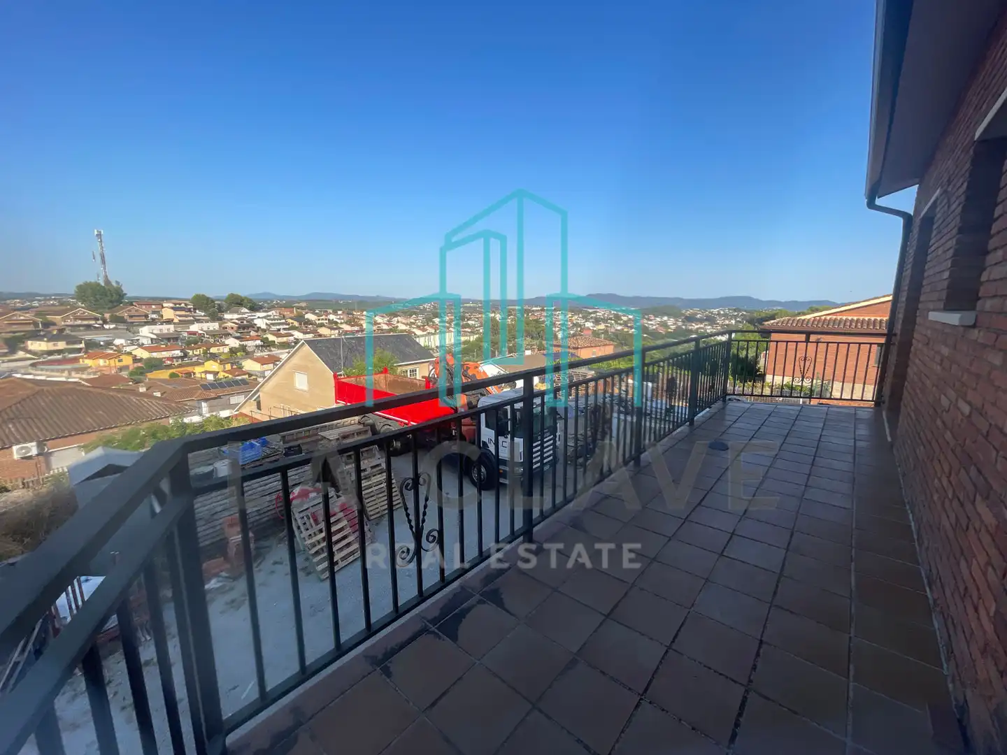 House with terrace for sale in Carrer del Priorat, imagen 27