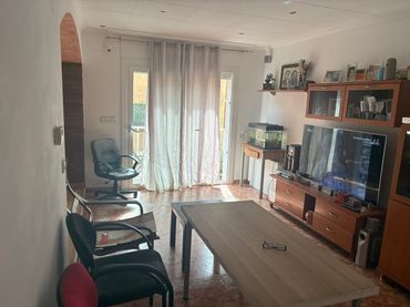 Piso con balcón en venta en Cerdanyola