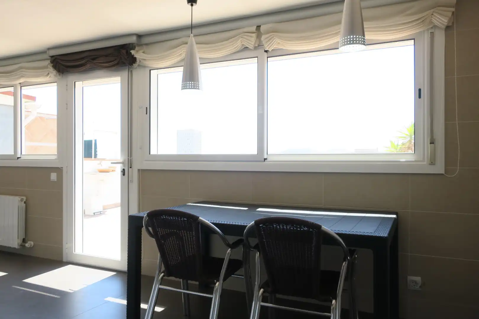 Terraza de Ático en venta en Santa Coloma de Gramenet con Aire acondicionado, Calefacción y Terraza