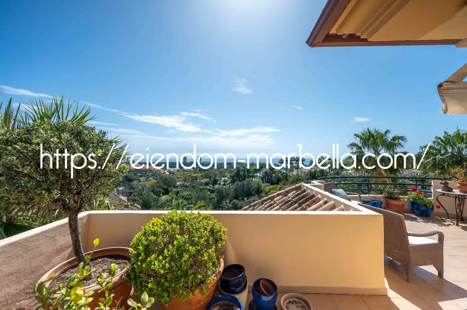 Garten von Maisonette zum Verkauf in Marbella mit Klimaanlage, Terrasse und Abstellraum