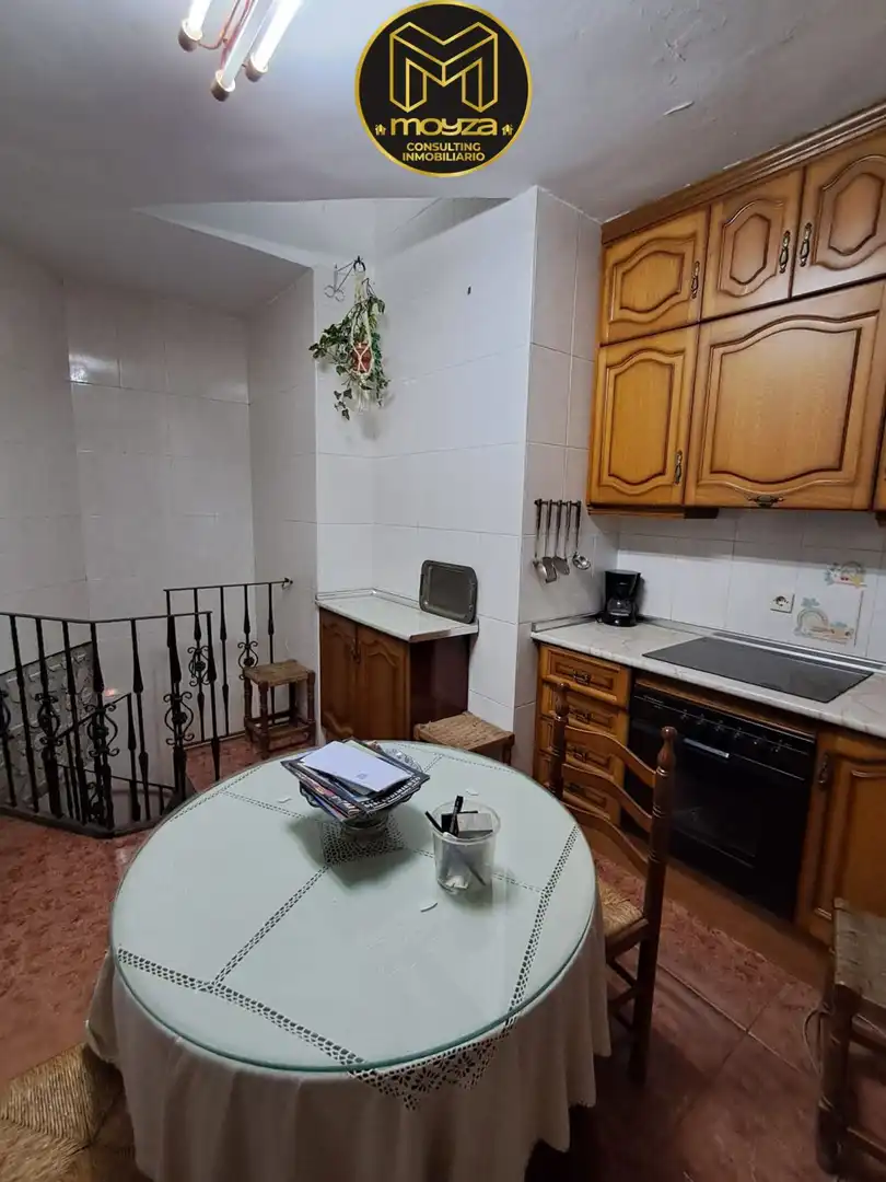 Casa amb terrassa en venda a Linarejos, imagen 4