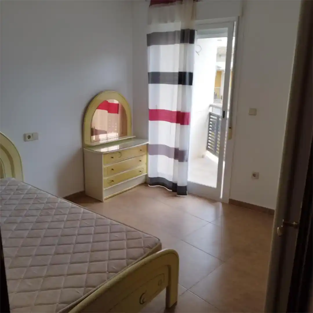 Dormitori de Pis en venda en Jamilena amb Moblat, Forn i Rentadora