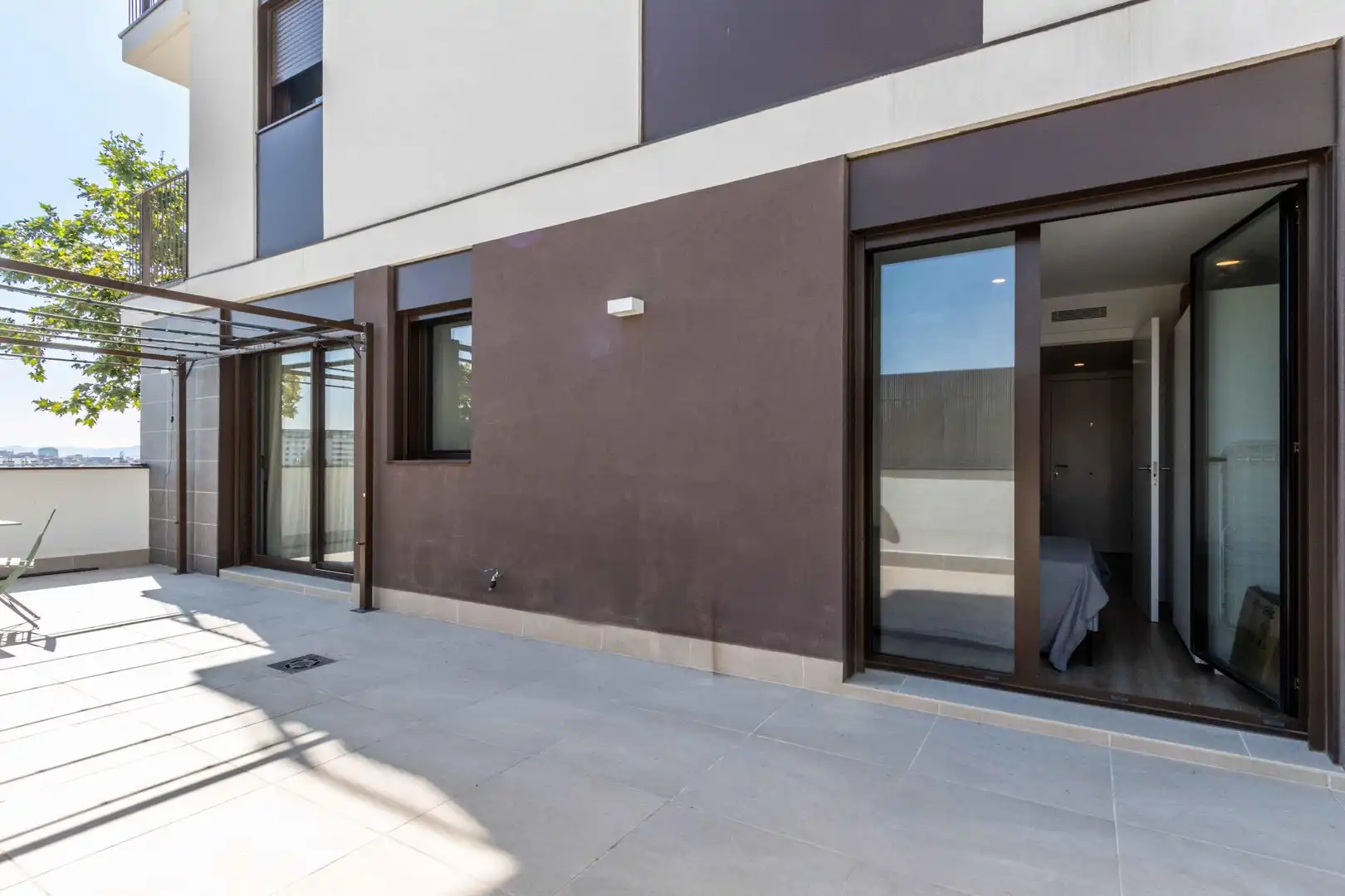 Exterior view of Flat for sale in Sabadell  with Heating, Terrace and Community pool