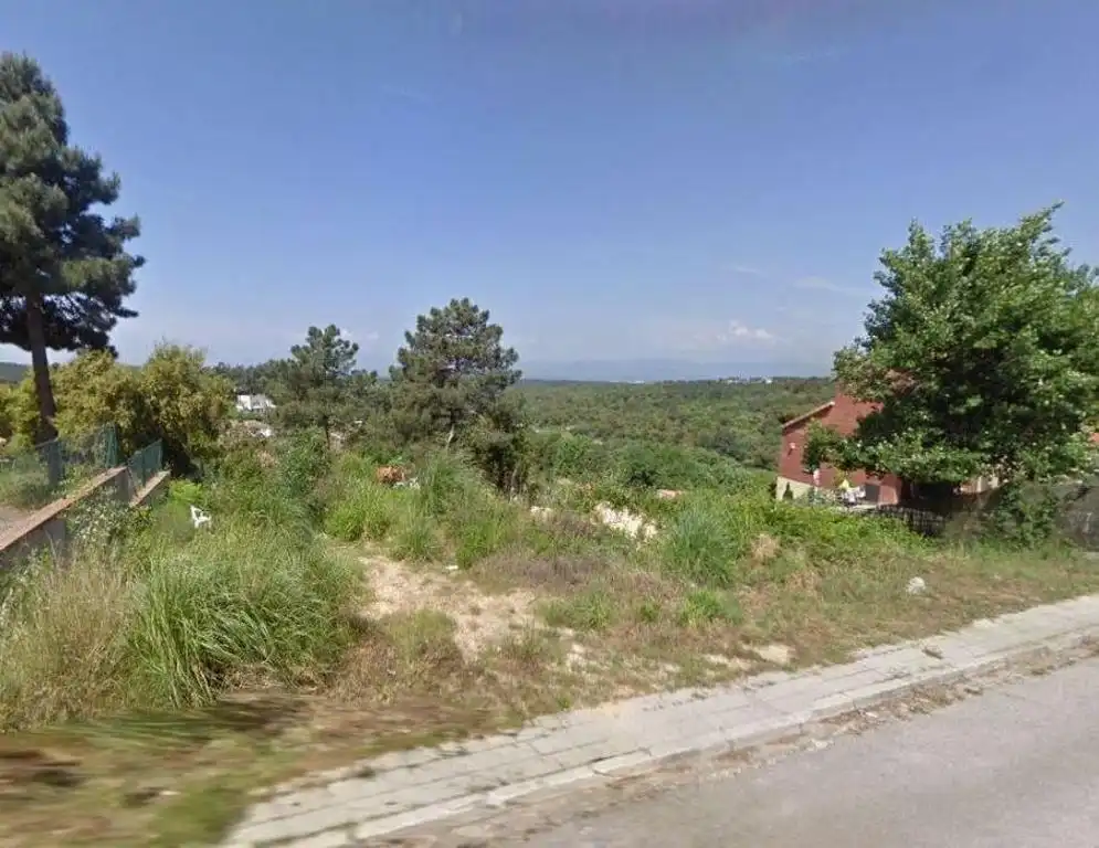 Residential land for sale in Ronda del Paradís
