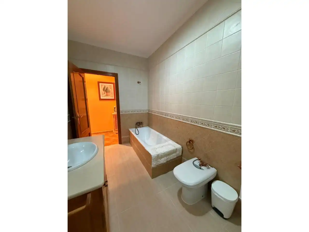 Chalet con piscina en venta en Calle Capricornio 258, imagen 2