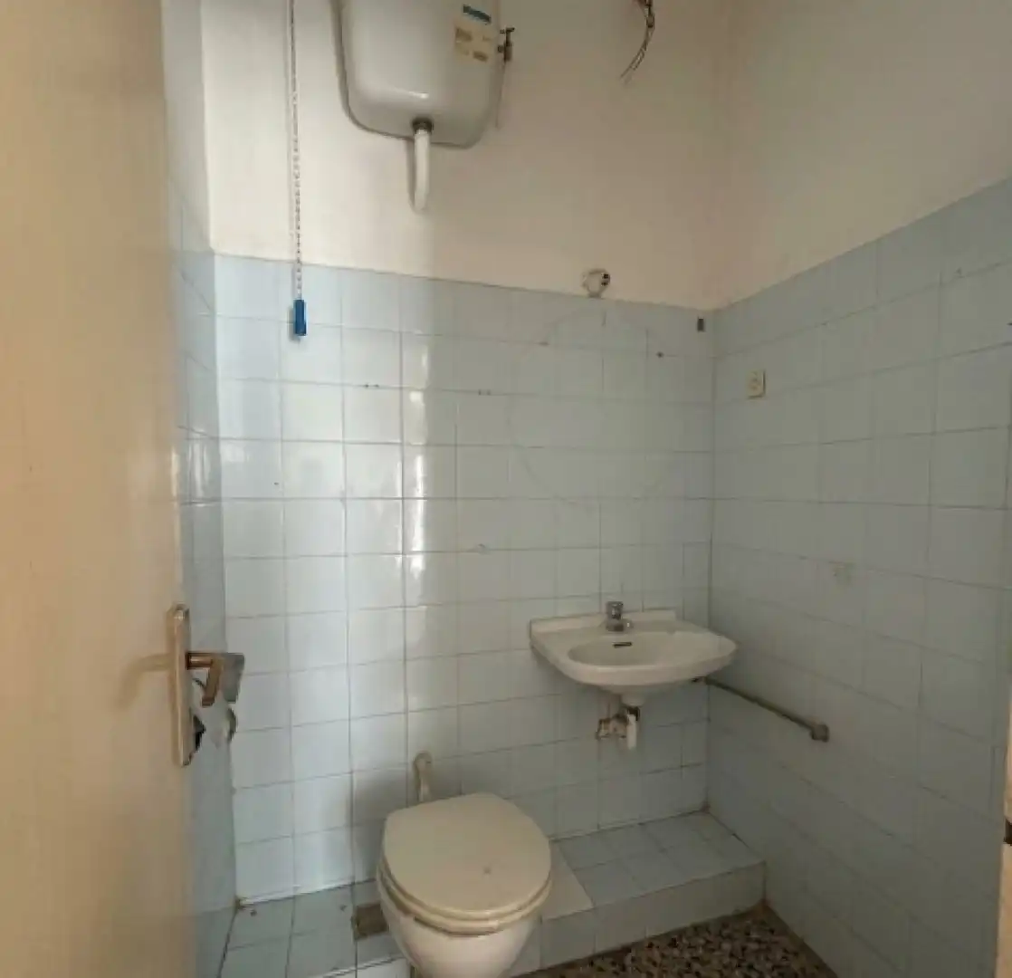 Bany de Local en venda en Barcelona