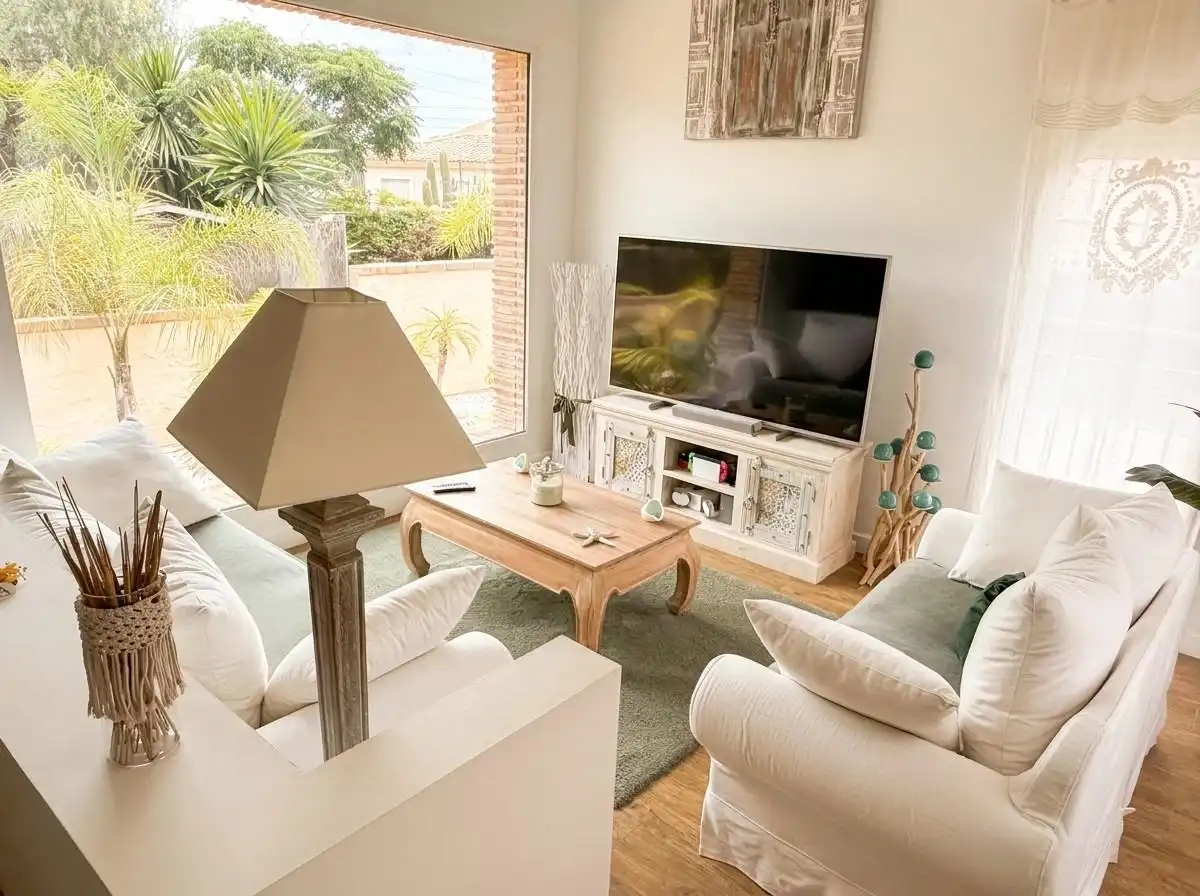 Sala de estar de Casa o chalet en venta en San Vicente del Raspeig / Sant Vicent del Raspeig con Aire acondicionado, Jardín privado y Terraza