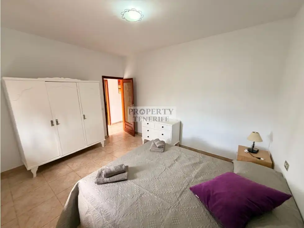 Bedroom of Apartments for rent in Arona  with Furnished