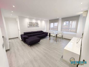 Apartament amb balcó en venda a Calle Ulpiano
